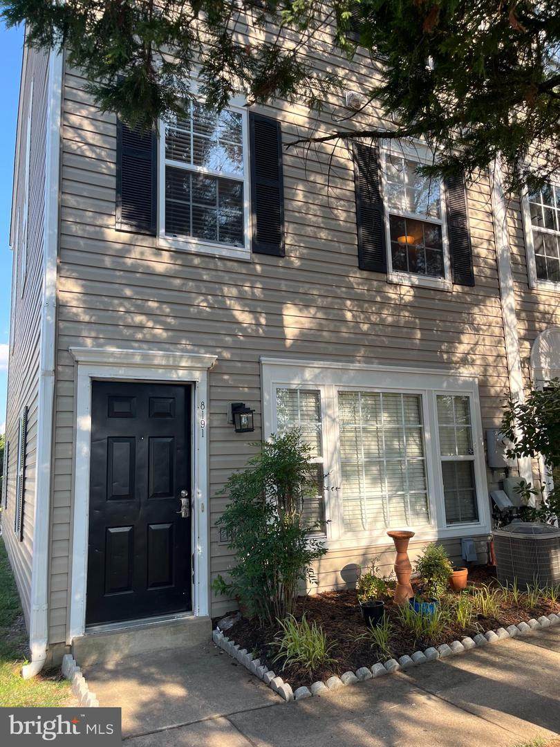 8191 Cockburn Court - Photo 1