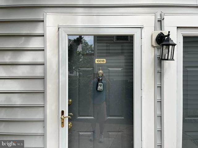 10018 Oakton Terrace Road - Photo 1