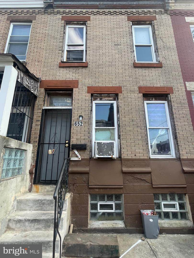 652 Clearfield Street - Photo 1