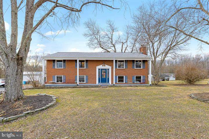 1573 Garrisonville Road - Photo 1