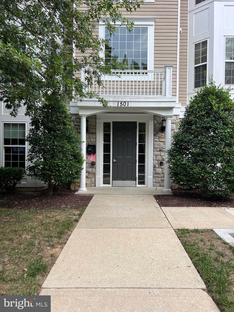 1501 Broadneck Place - Photo 1