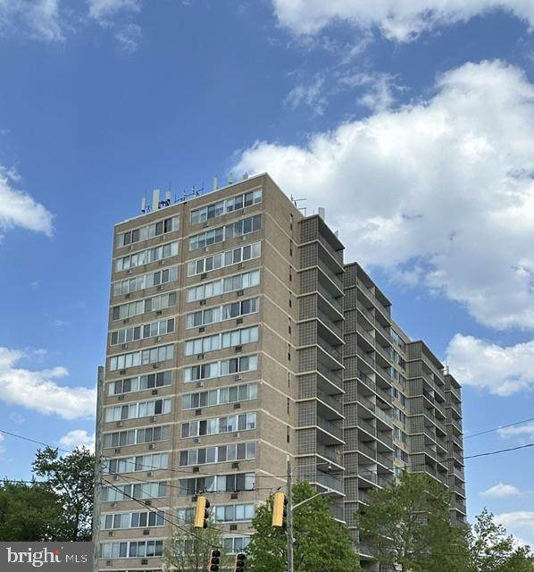 1401 Pennsylvania Avenue - Photo 1