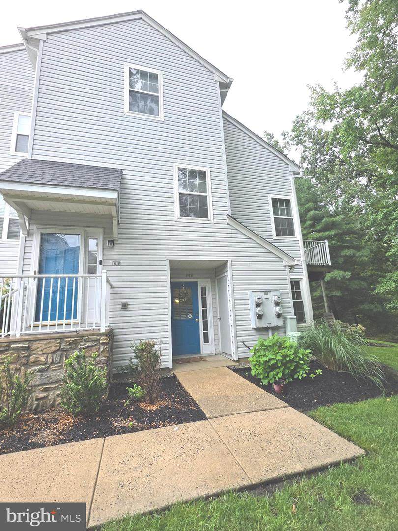 1305 Squirrel Road - Photo 1