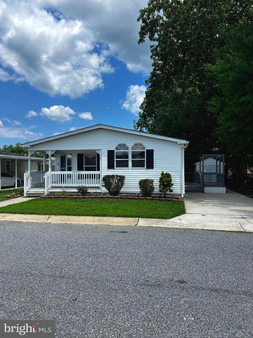 502 Shadowcreek Lane - Photo 1