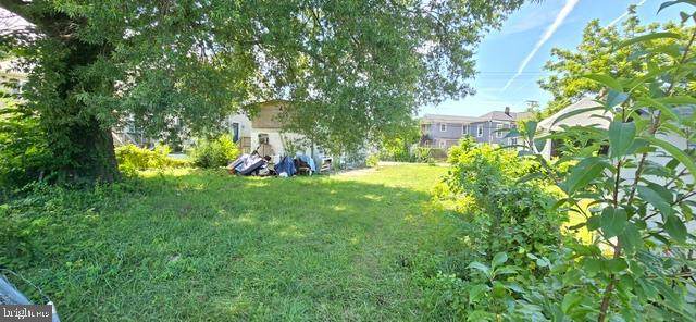 https://bt-photos.global.ssl.fastly.net/brightmls/orig_boomver_1_805236846868-2.jpg