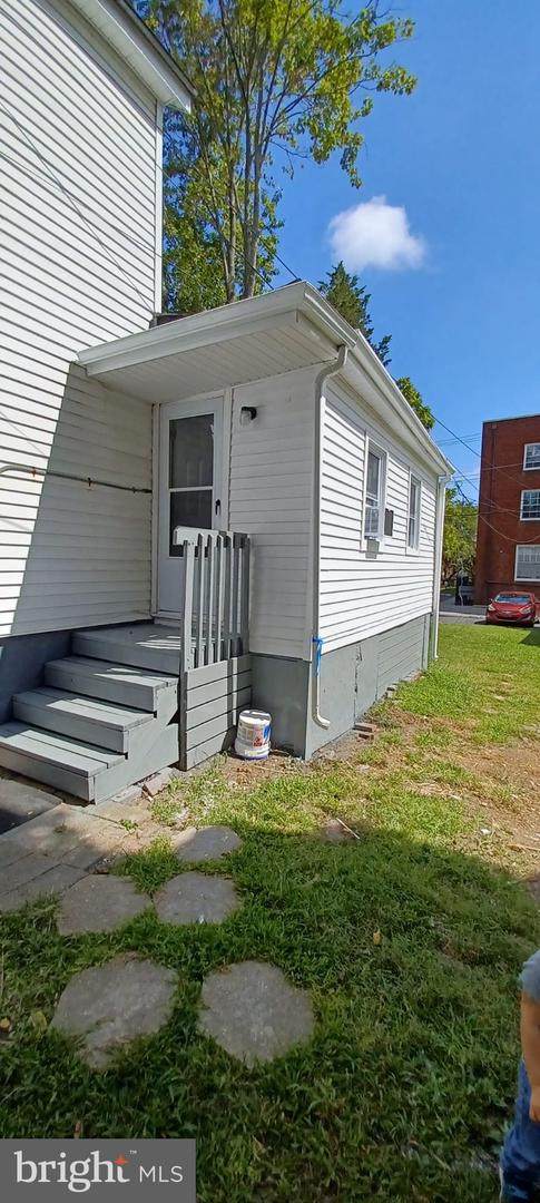 41 Governors Avenue - Photo 1