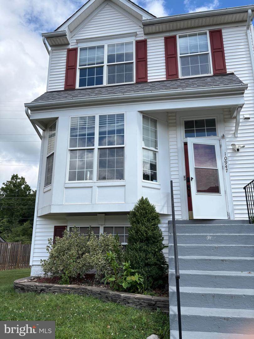 10947 Pope Street - Photo 1