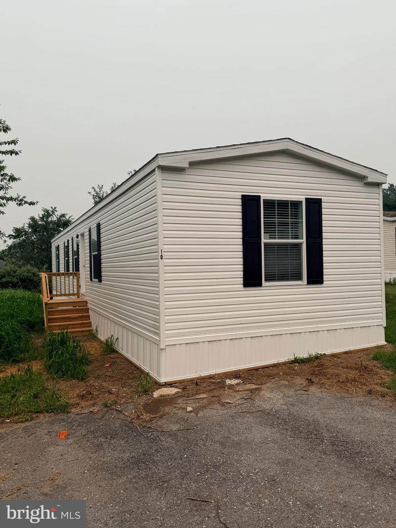 10 Buffalo Drive - Photo 1