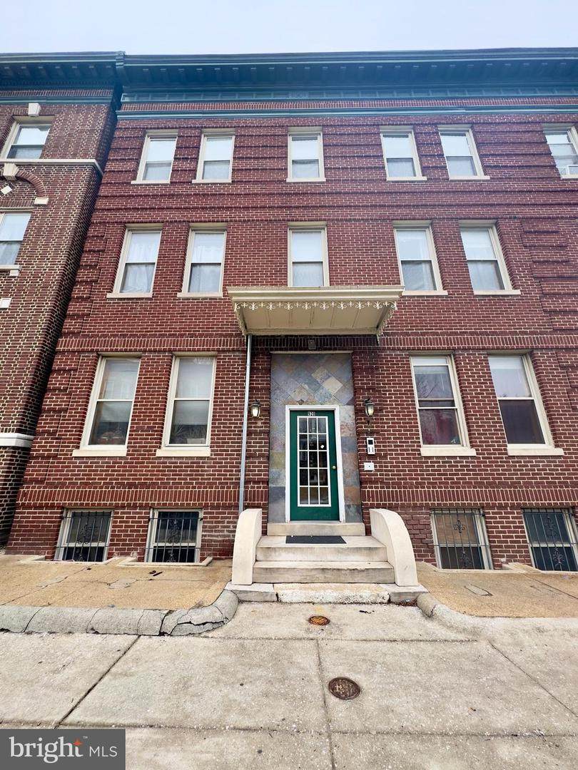 2401 Brookfield Avenue - Photo 1