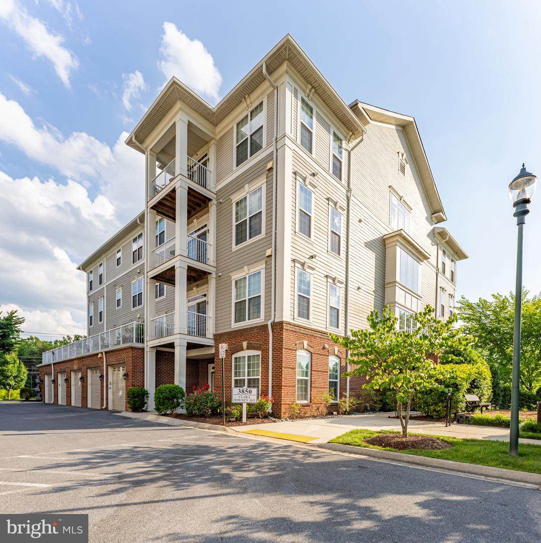 3850 Clara Downey Avenue - Photo 1