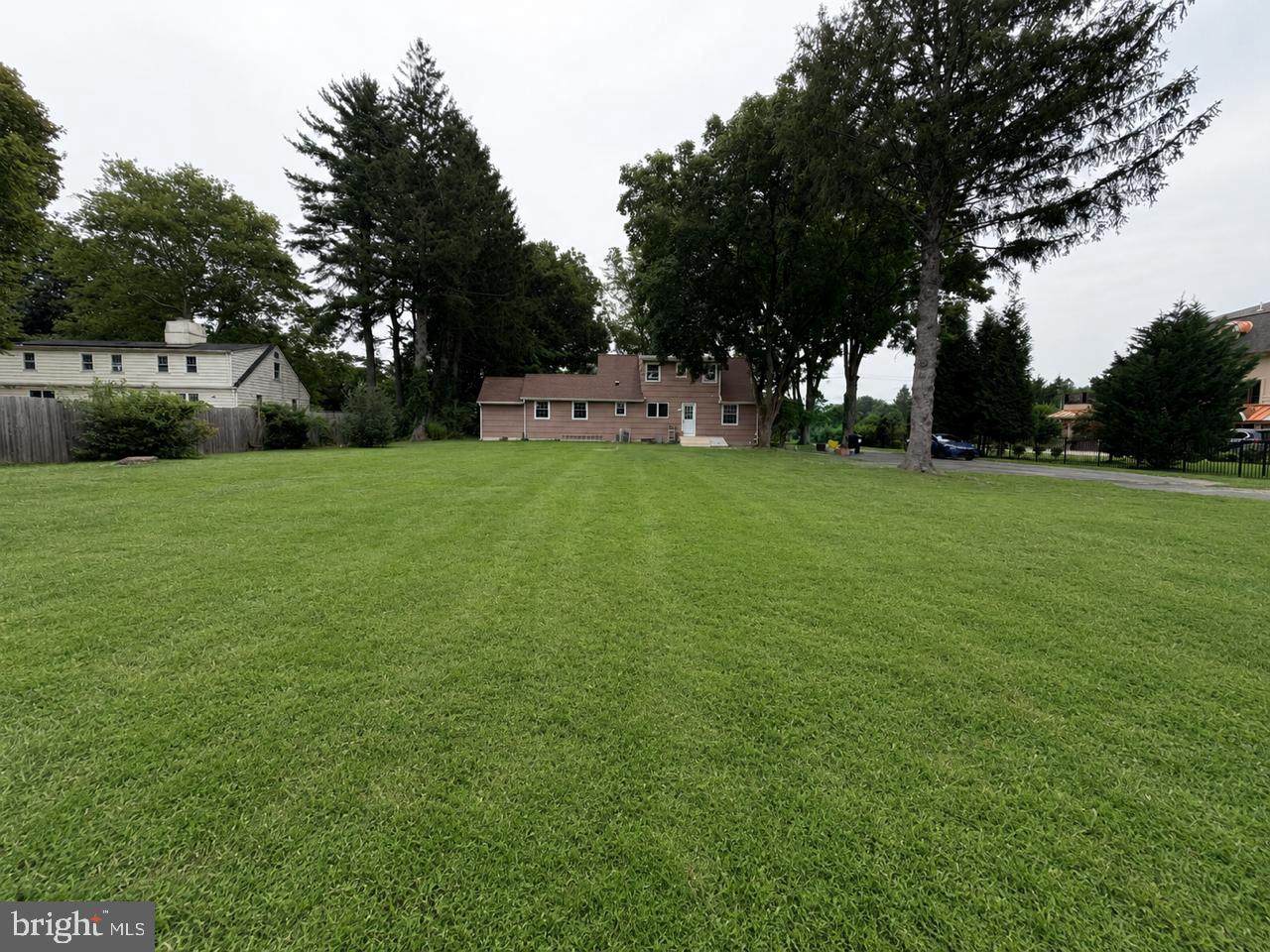 https://bt-photos.global.ssl.fastly.net/brightmls/orig_boomver_1_805251345108-2.jpg