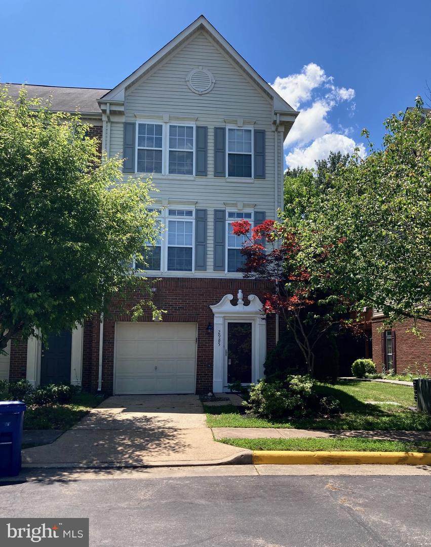 2985 Huntington Grove Square - Photo 1