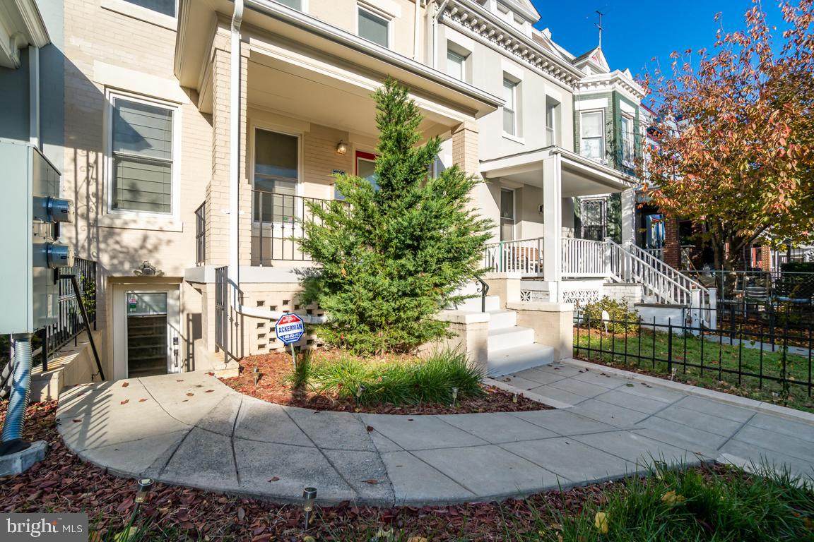 1361-B Perry Place - Photo 1