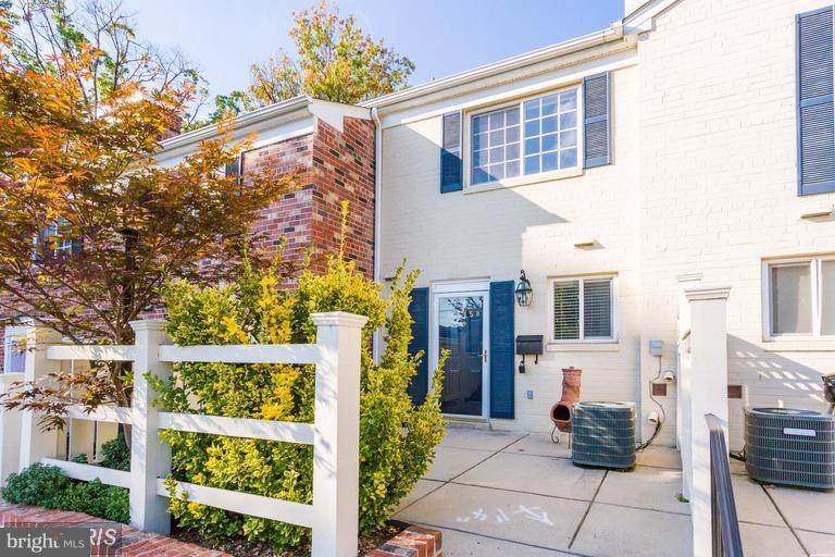 1615 Van Dorn Street - Photo 1