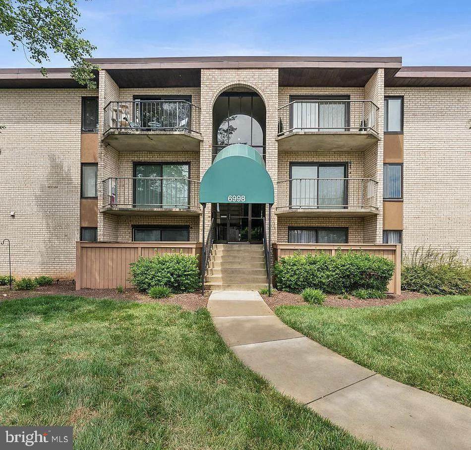 6998 Hanover Parkway - Photo 1