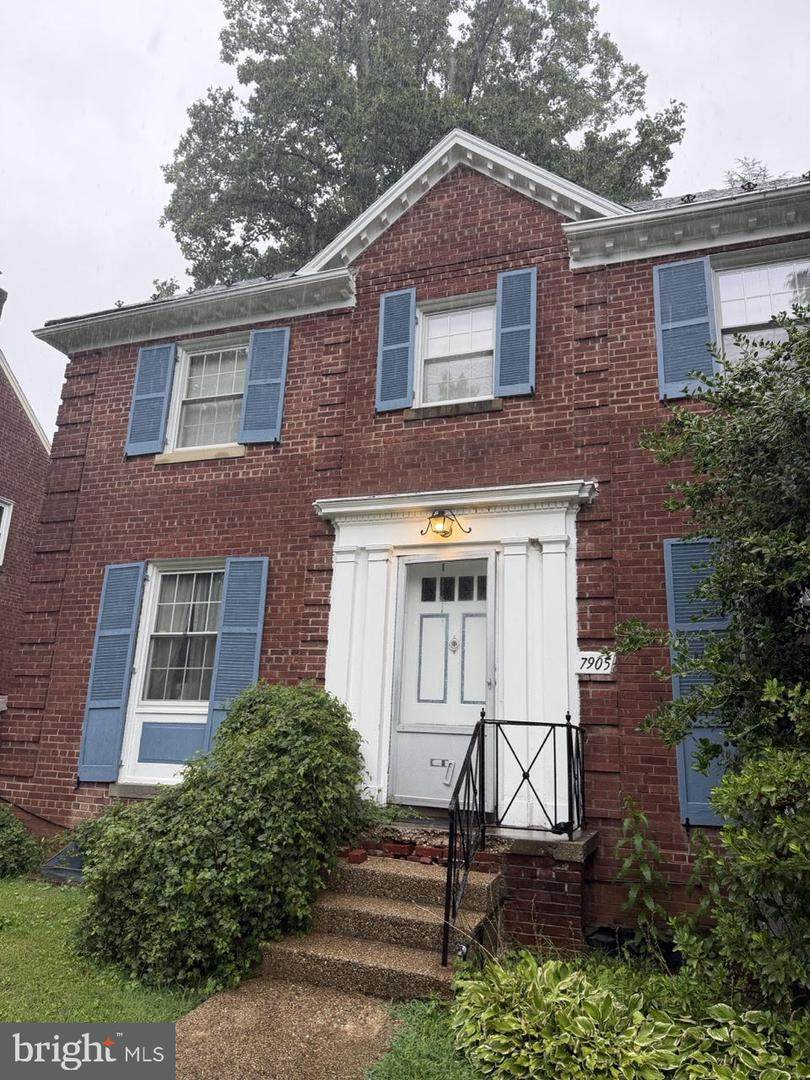 7905 13TH Street - Photo 1