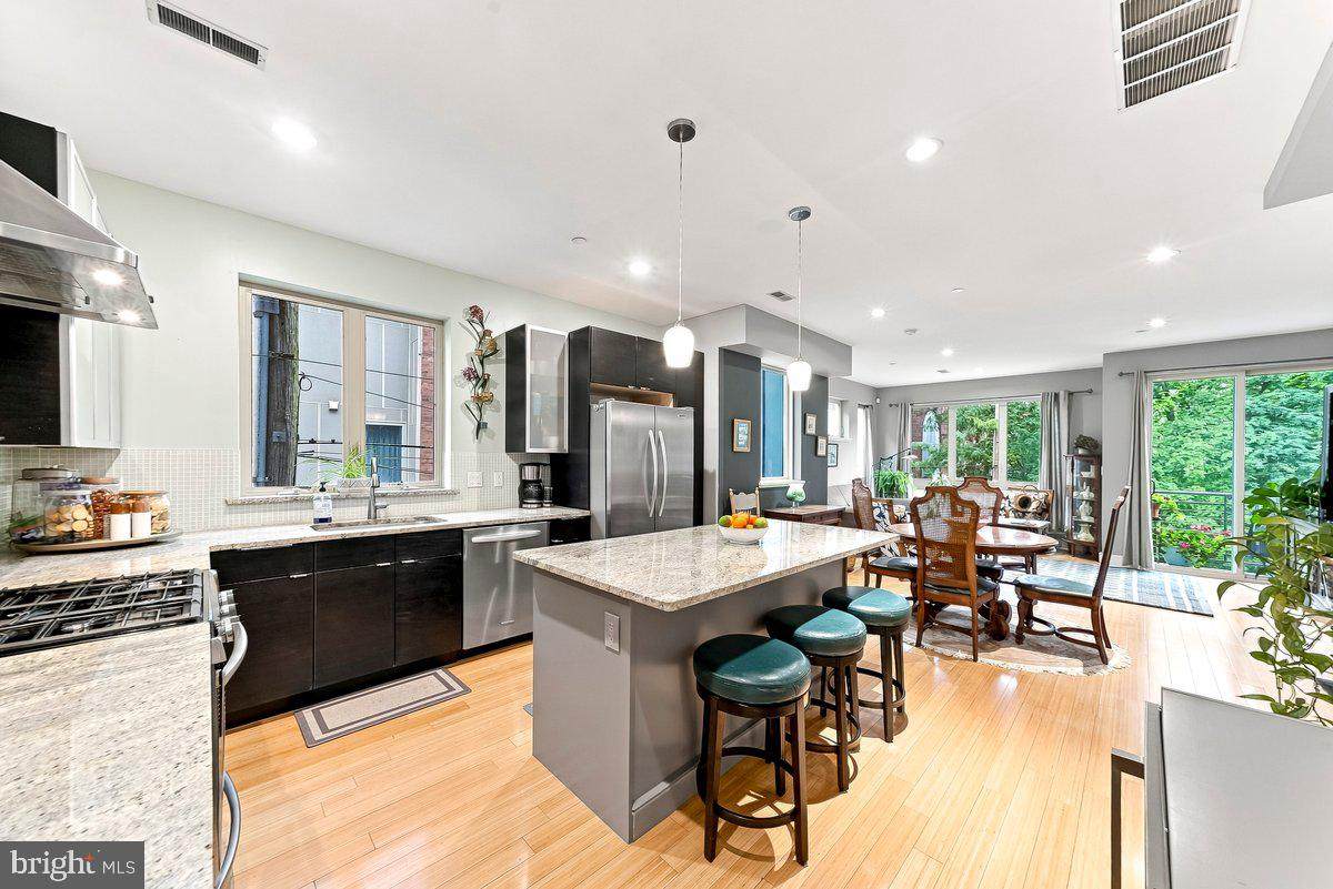 1217-19 Mount Vernon Street - Photo 1