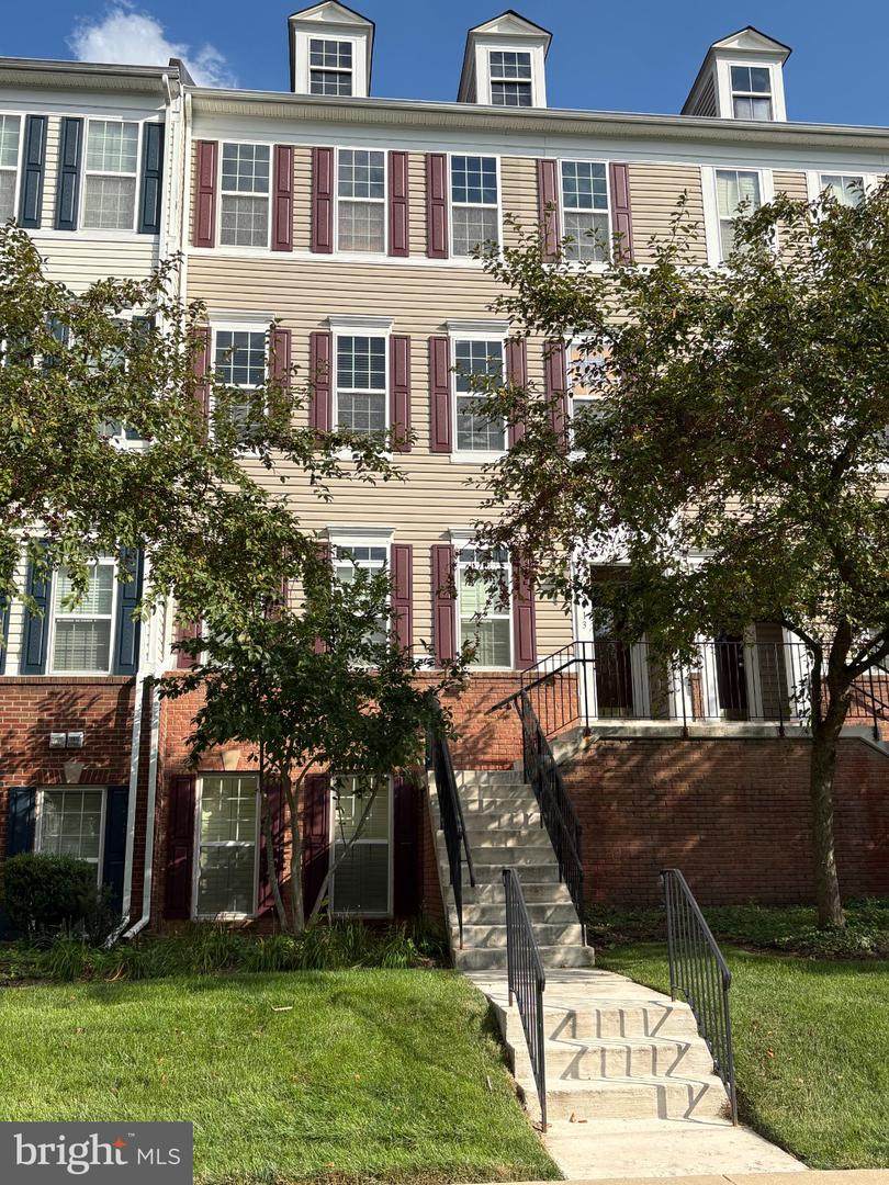 5513 Lanier Avenue - Photo 1