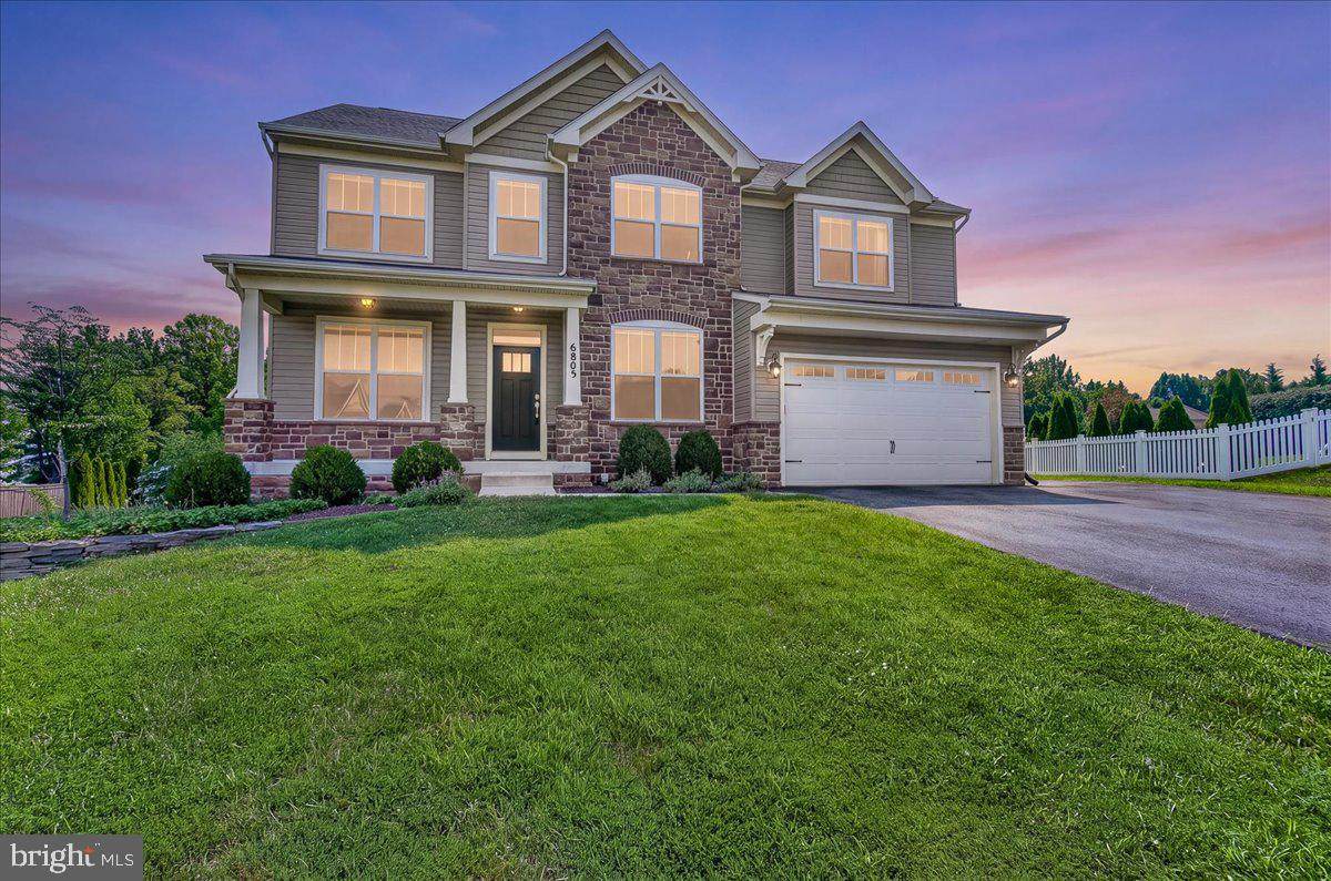6805 Hawes Court - Photo 1