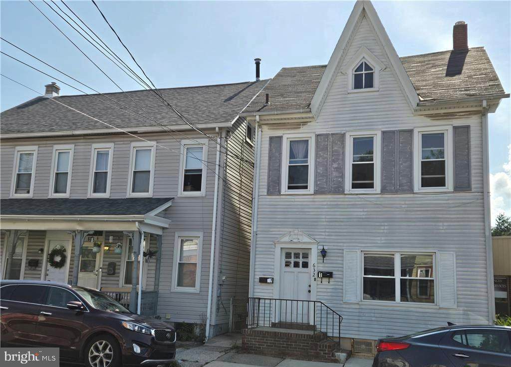 632 Linden Street - Photo 1
