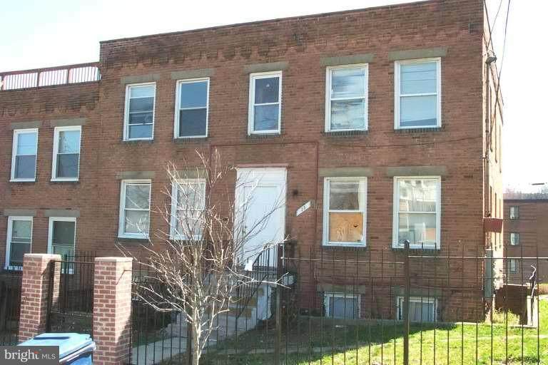 28 Galveston Place - Photo 1