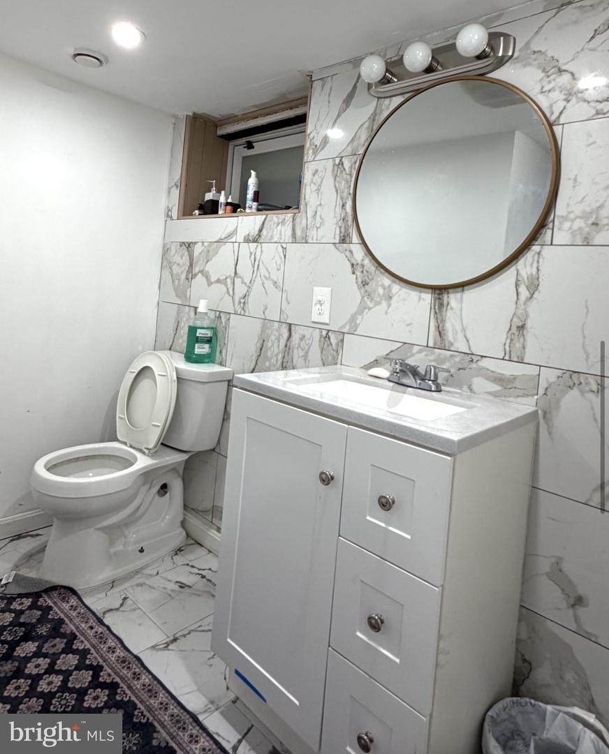 https://bt-photos.global.ssl.fastly.net/brightmls/1280_boomver_1_805263132772-2.jpg