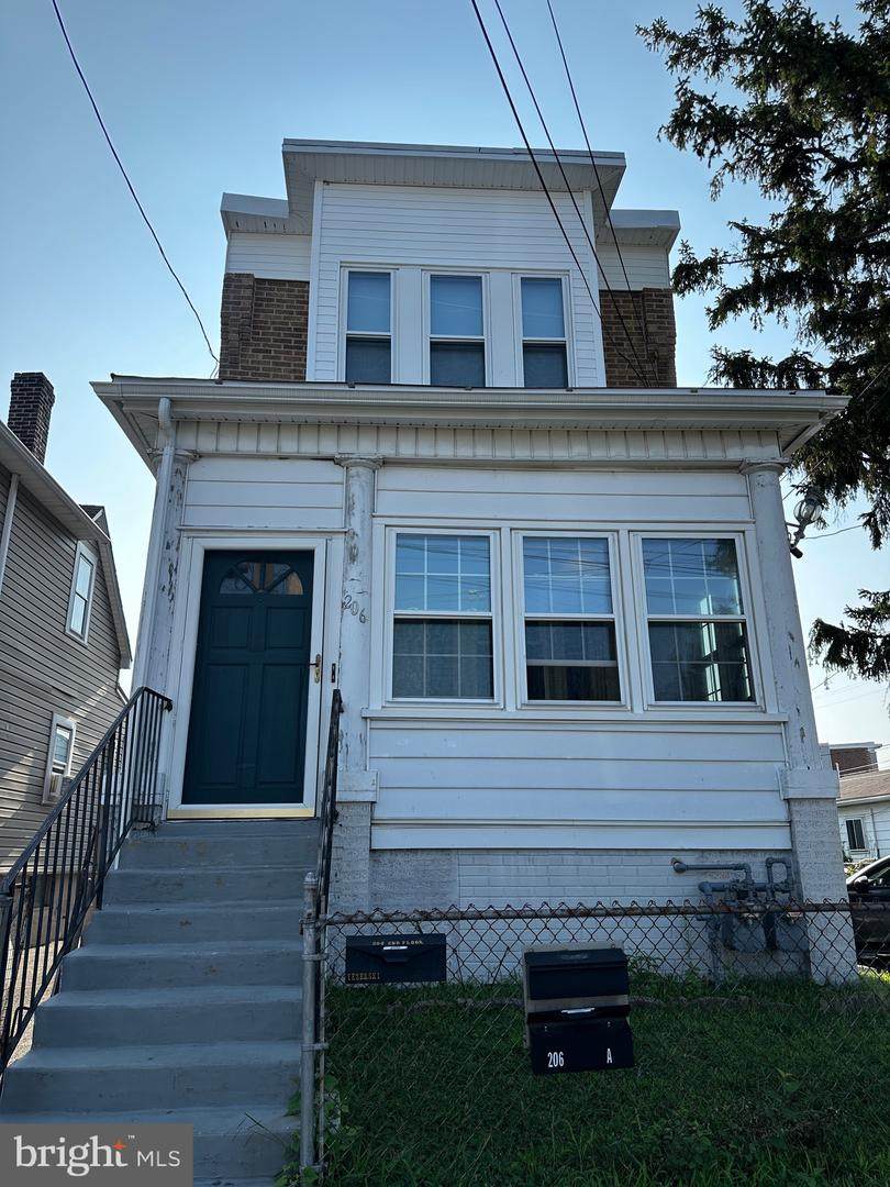 206 Saude Avenue - Photo 1