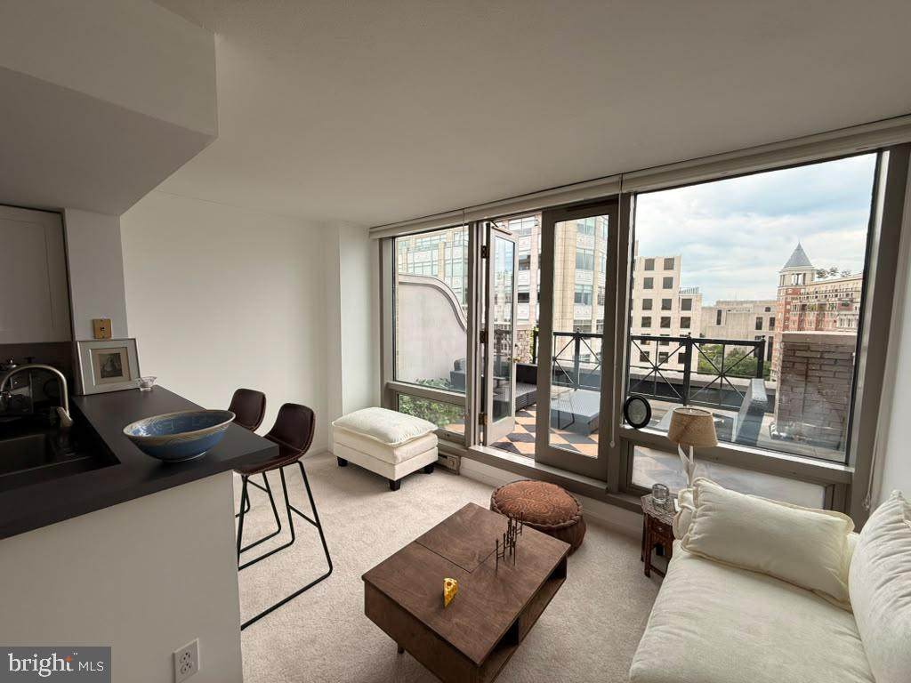 701 Pennsylvania - Photo 1