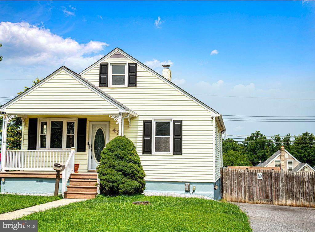 4216 Thorncliff Road - Photo 1