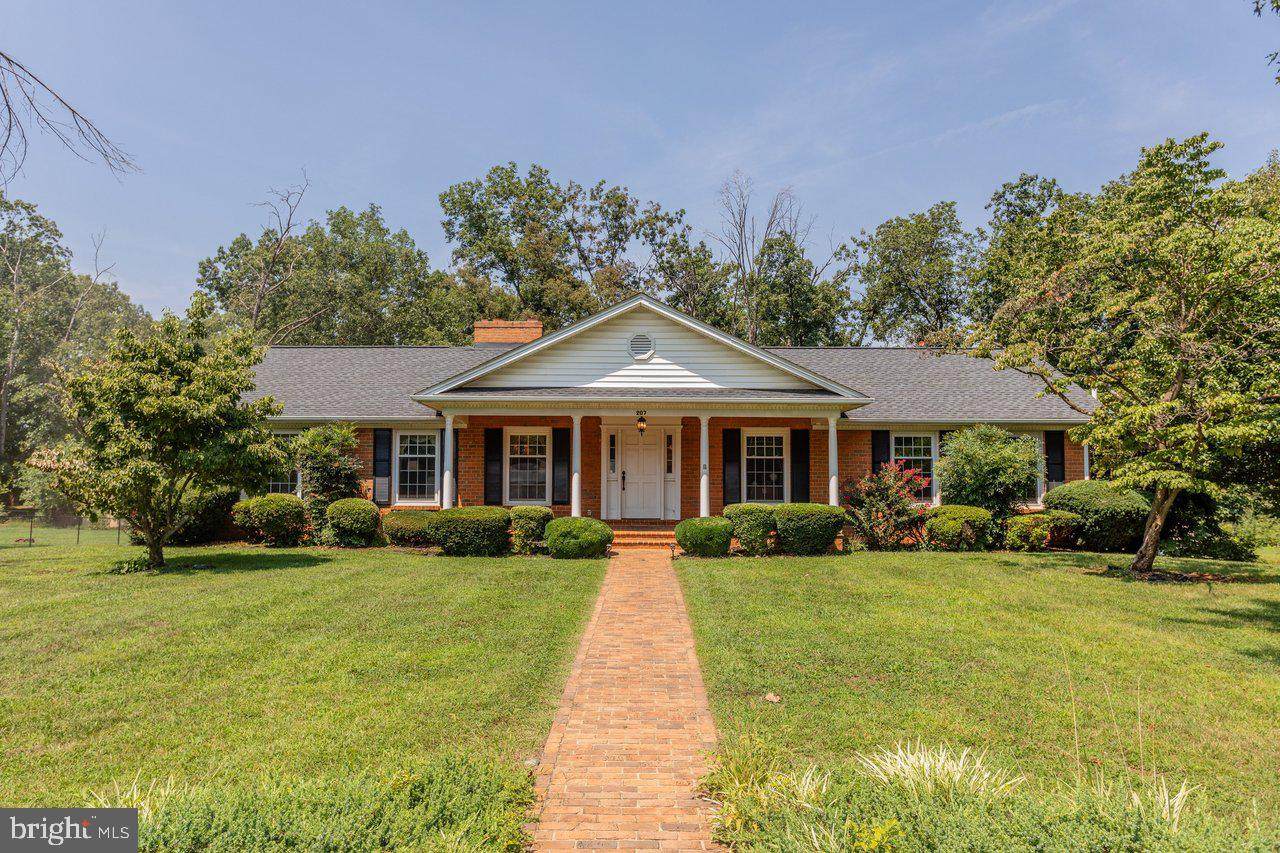 207 Circle View Road - Photo 1