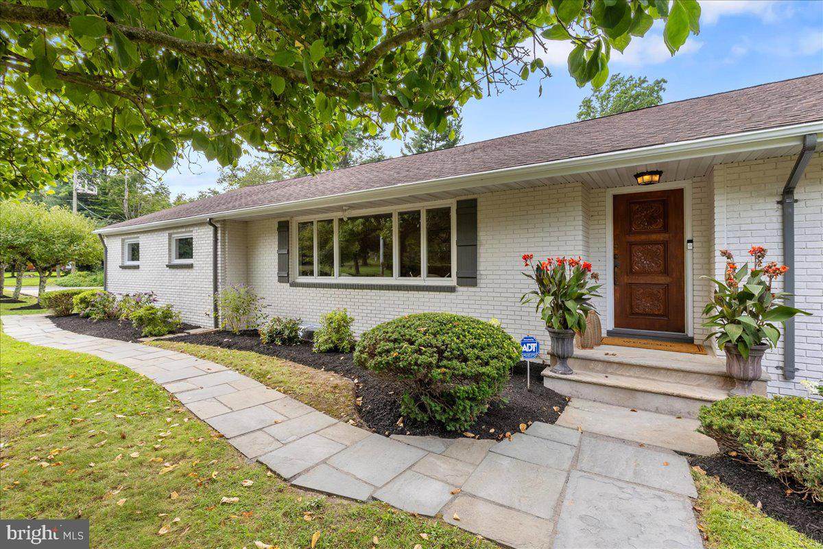 562 Prospect Avenue - Photo 1