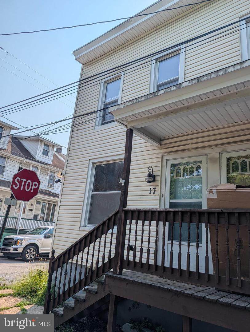 17-19-21-23 Pine Street - Photo 1