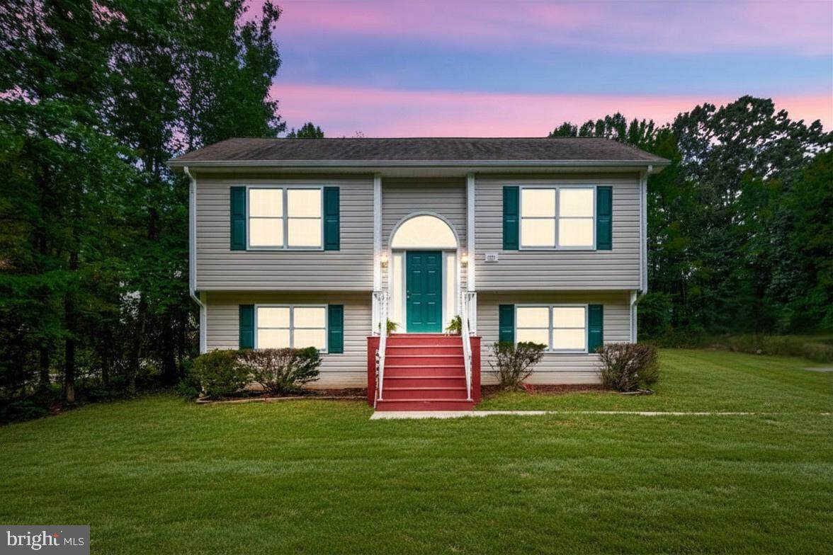 737 Glen Cove Drive - Photo 1