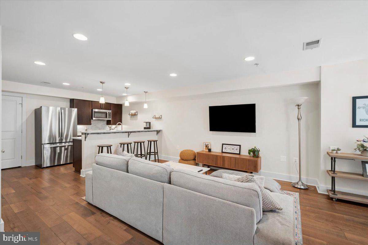 2505 17TH Street - Photo 1