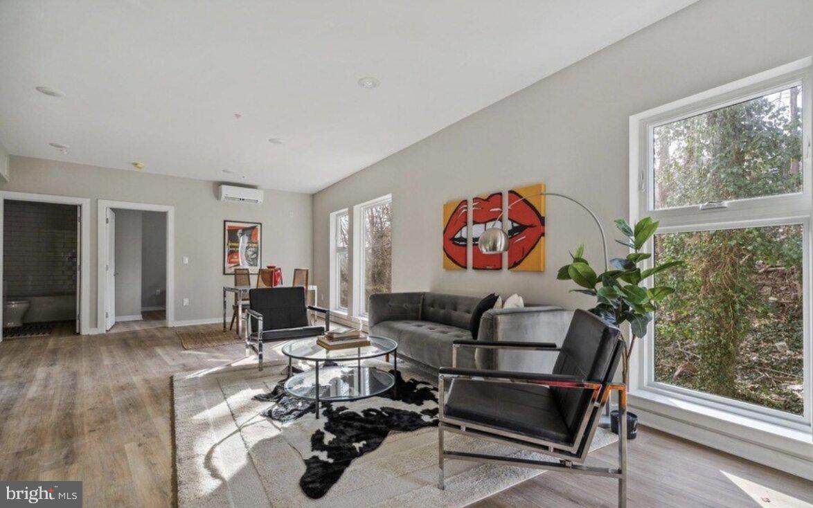 3515 Midvale Avenue - Photo 1