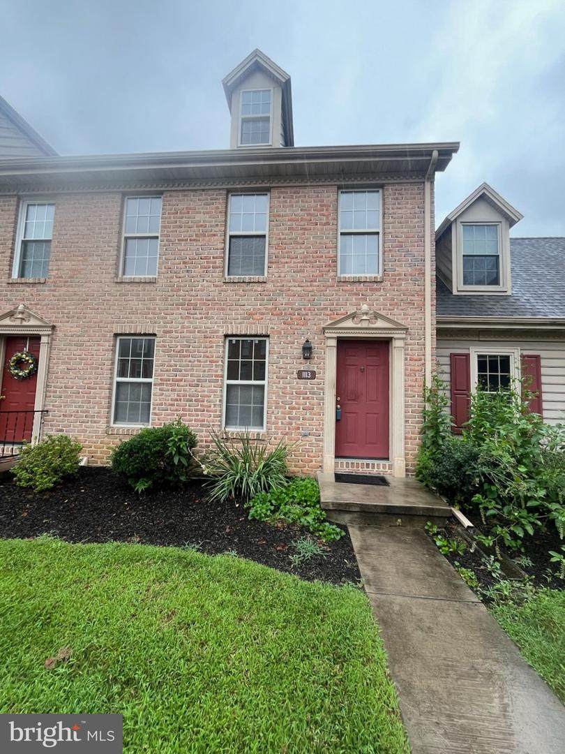 1113 Skyview Drive - Photo 1