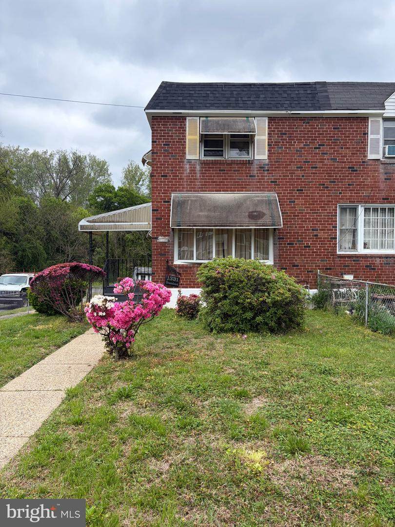 1331 Parker Street - Photo 1
