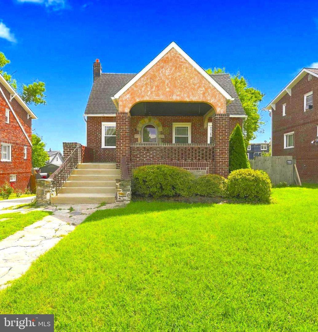 2717 Northern Parkway - Photo 1