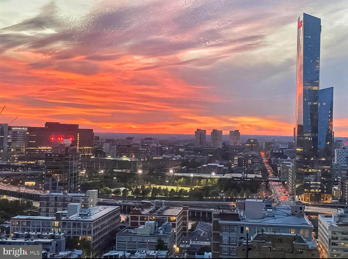2018 Walnut Street - Photo 1