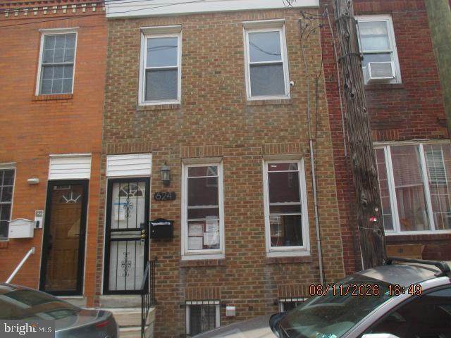 624 Gerritt Street - Photo 1