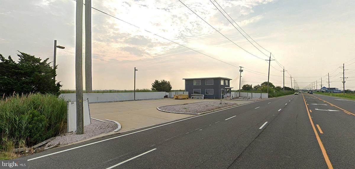 205 Roosevelt Boulevard - Photo 1