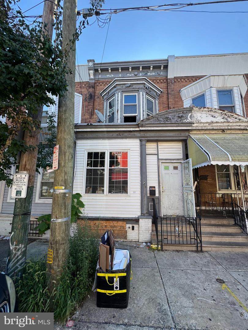 2947 12TH Street - Photo 1