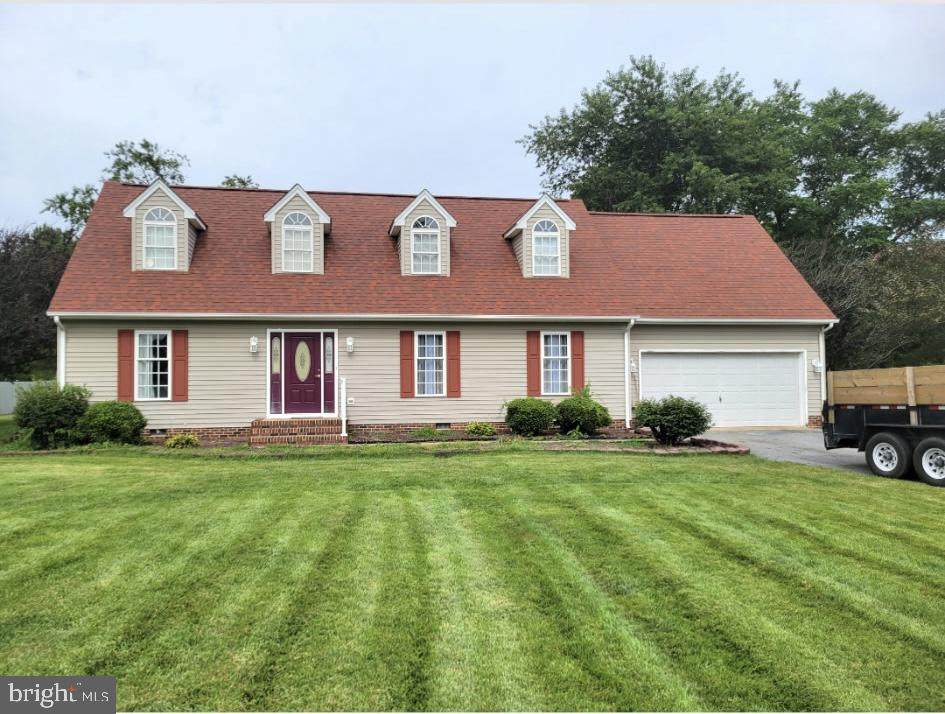 5916 Oxbridge Drive - Photo 1