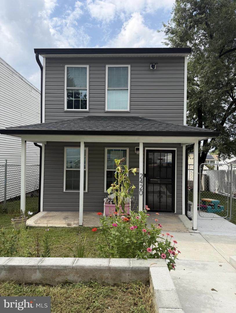 2420 Huron Street - Photo 1
