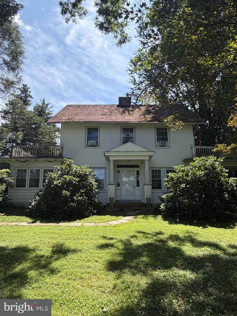 708 Ridge Avenue - Photo 1