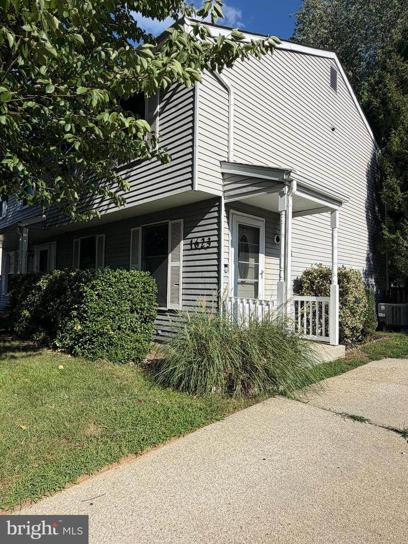 1623 Secretariat Drive - Photo 1