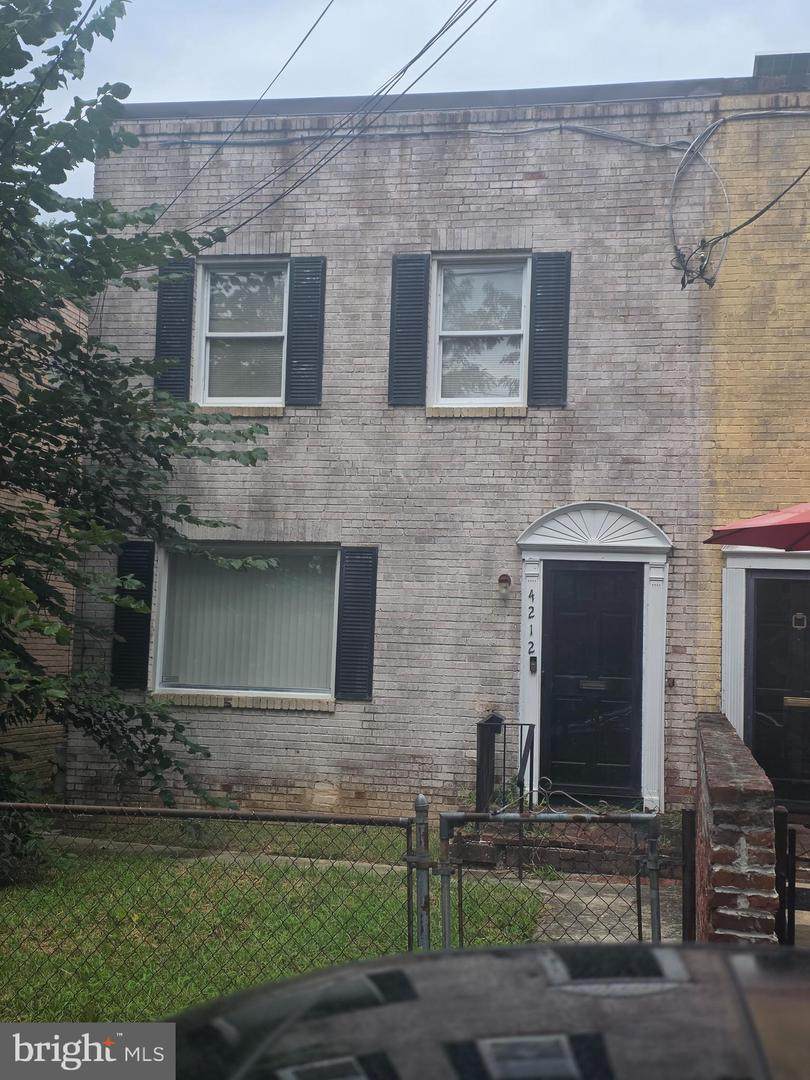 4212 Clay Street - Photo 1