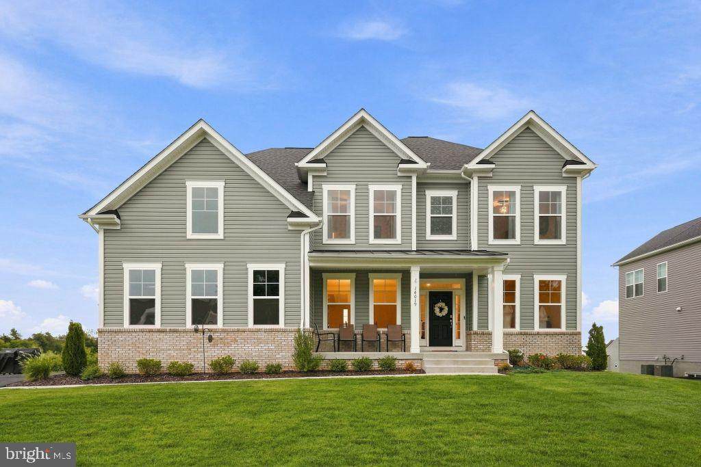 14019 Northern View Road - Photo 1