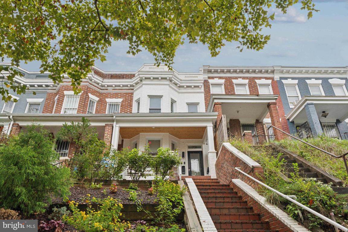 731 Fairmont Street - Photo 1