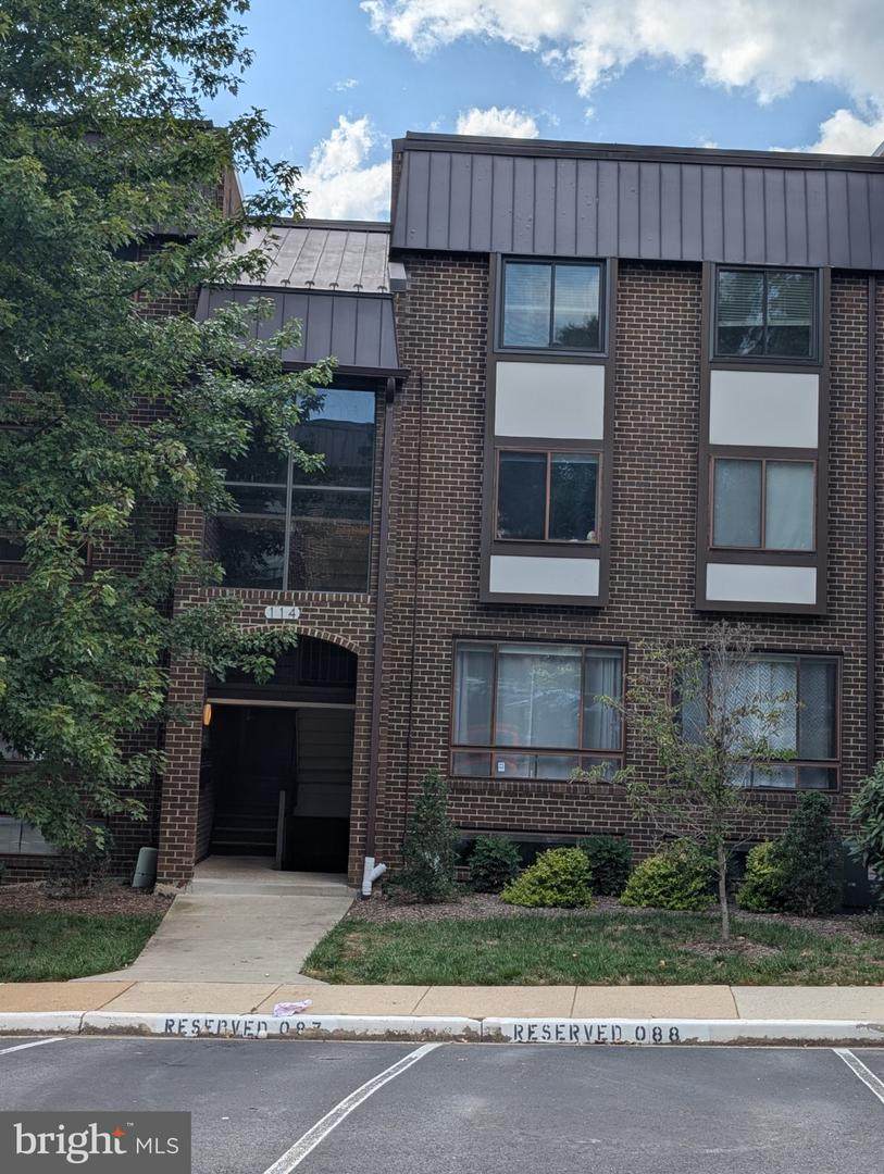 114 Roberts Lane - Photo 1